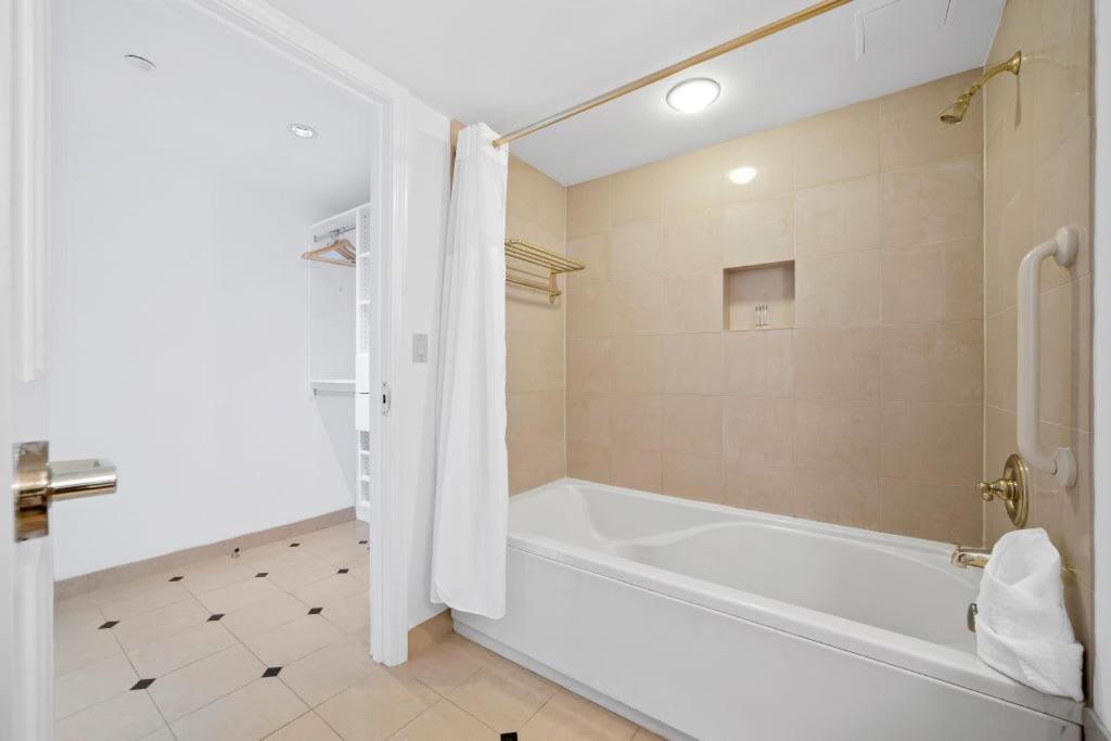 2Br 3Ba Beachfront Rental In Town Cozysuites Atlantic City Exterior photo